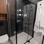 Jacuzzi & Sauna Skyview דירה קלוז'-נאפוקה