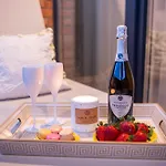 Jacuzzi & Sauna Skyview Lägenhet Cluj-Napoca