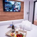Jacuzzi & Sauna Skyview