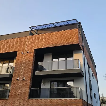 Jacuzzi & Sauna Skyview Apartment
