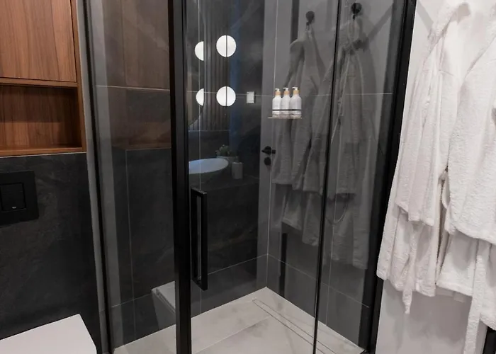 Jacuzzi & Sauna Skyview Apartmán Kluž