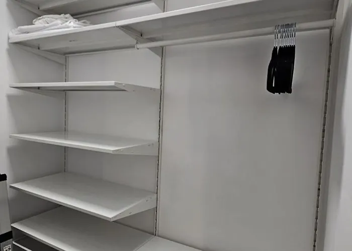 Jacuzzi & Sauna Skyview Appartement *