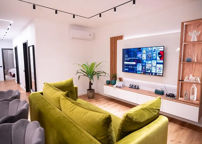 Jacuzzi & Sauna Skyview