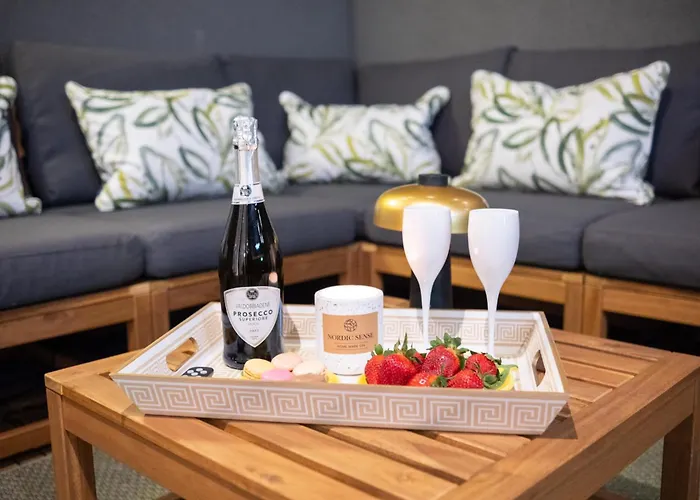 Jacuzzi & Sauna Skyview Apartmán