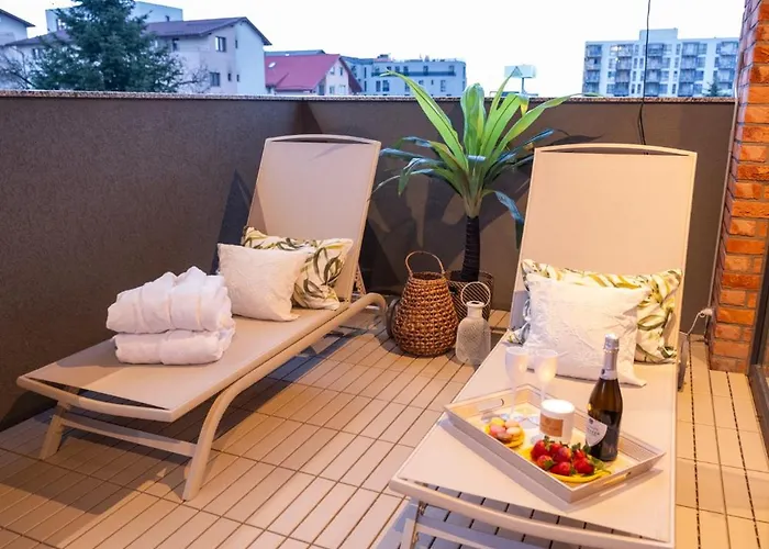 Jacuzzi & Sauna Skyview